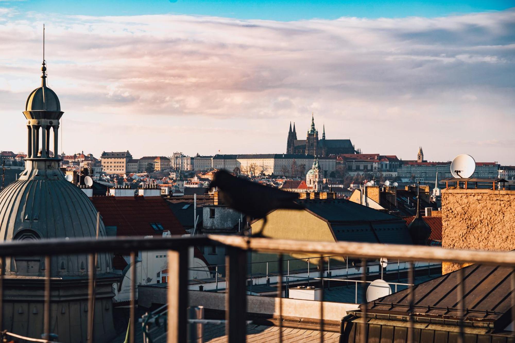 Two-Level Apart With A Terrace Near The Vltava River Praha Eksteriør bilde
